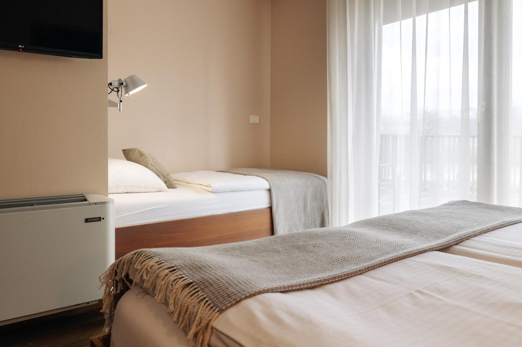 Hotel Rakar Trebnje Εξωτερικό φωτογραφία